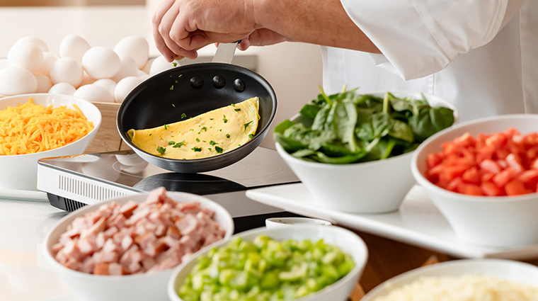 trump international beach resort azzuro omelette