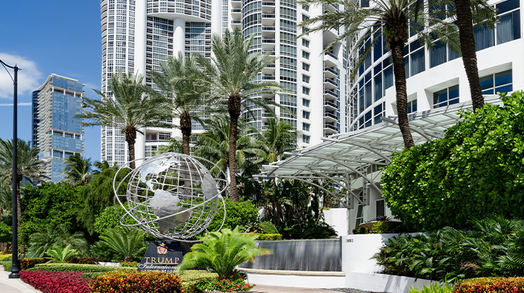 trump international beach resort front entrance
