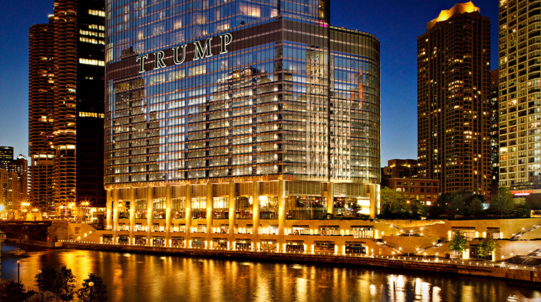 Trump Chicago Dusk Riverwalk