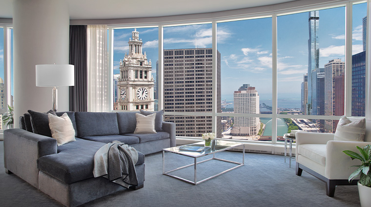 trump international hotel tower chicago king suite river