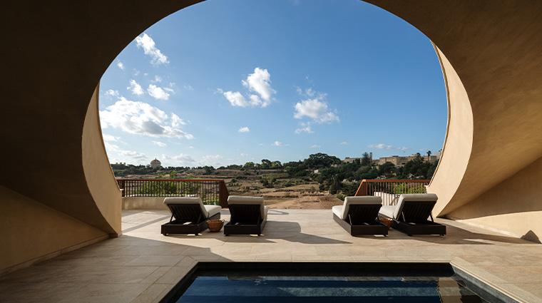verdala wellness hotel outdoor jacuzzi