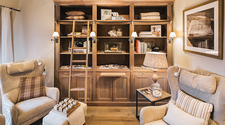 vier jahreszeiten spa fairmont hotel relaxation area