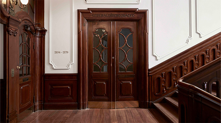 villa copenhagen old stairways
