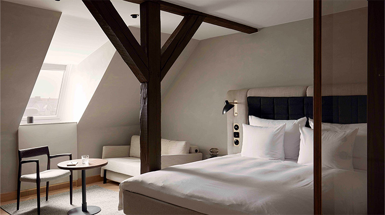 villa copenhagen room family