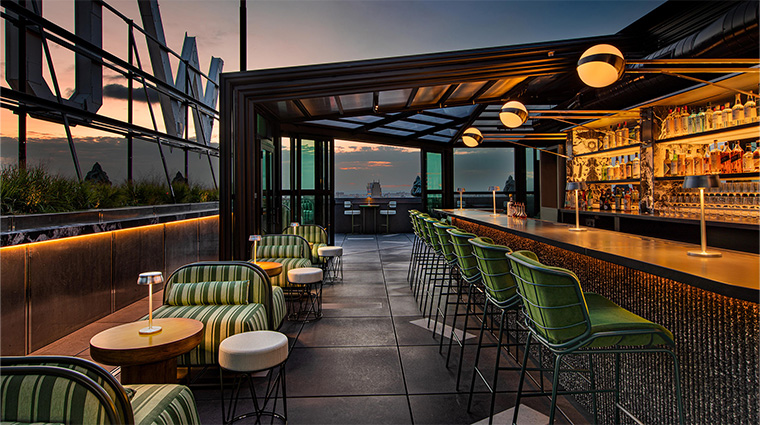 w new york union square rooftop bar