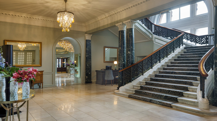 7the caledonian lobby