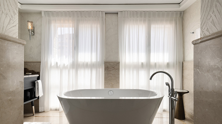 waldorf astoria jerusalem grand deluxe bathroom