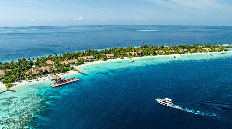 waldorf astoria maldives ithaafushi with boat