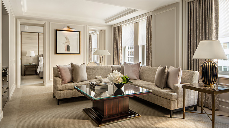 waldorf astoria new york one bedroom suite living space