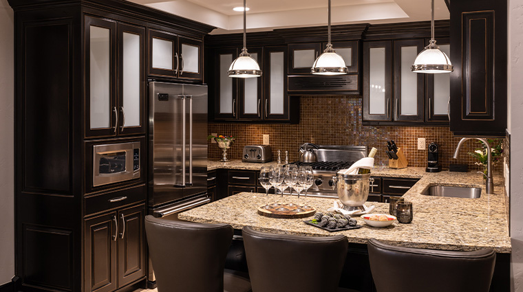 waldorf astoria park city 2 bed kitchen