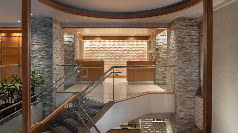 WA park city check in desk