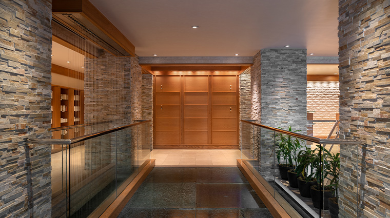 WA park city entry walk way