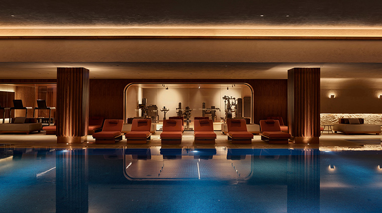 xo cap arnna indoor pool fitness