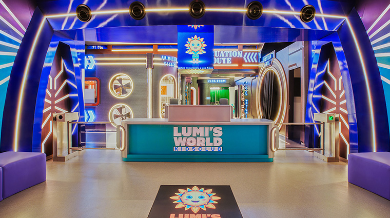 xo cap arnna lumis world kids club