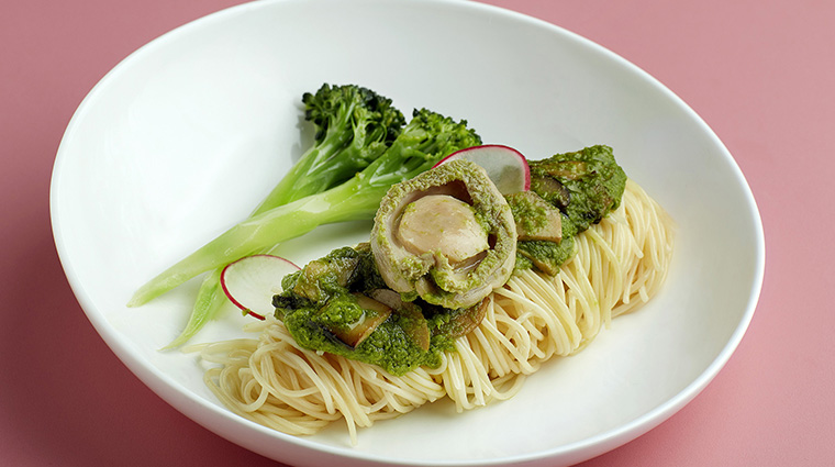 yi by jereme leung braised prawn beancurd bear paw